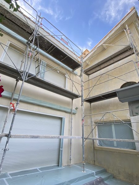 Photo travaux Villa G avec les échafaudages